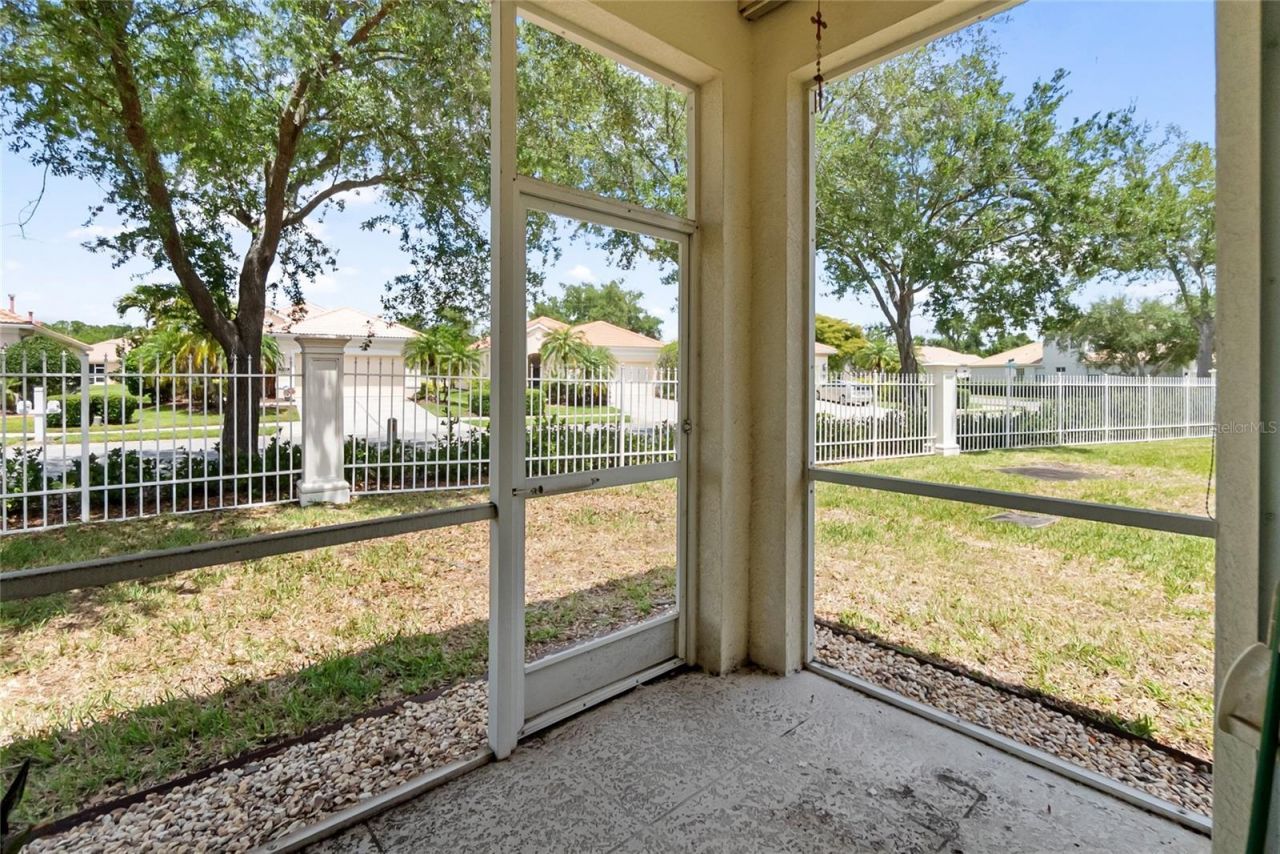 7343 Fountain Palm Circle , Unit na, Bradenton, FL 34203 Photo