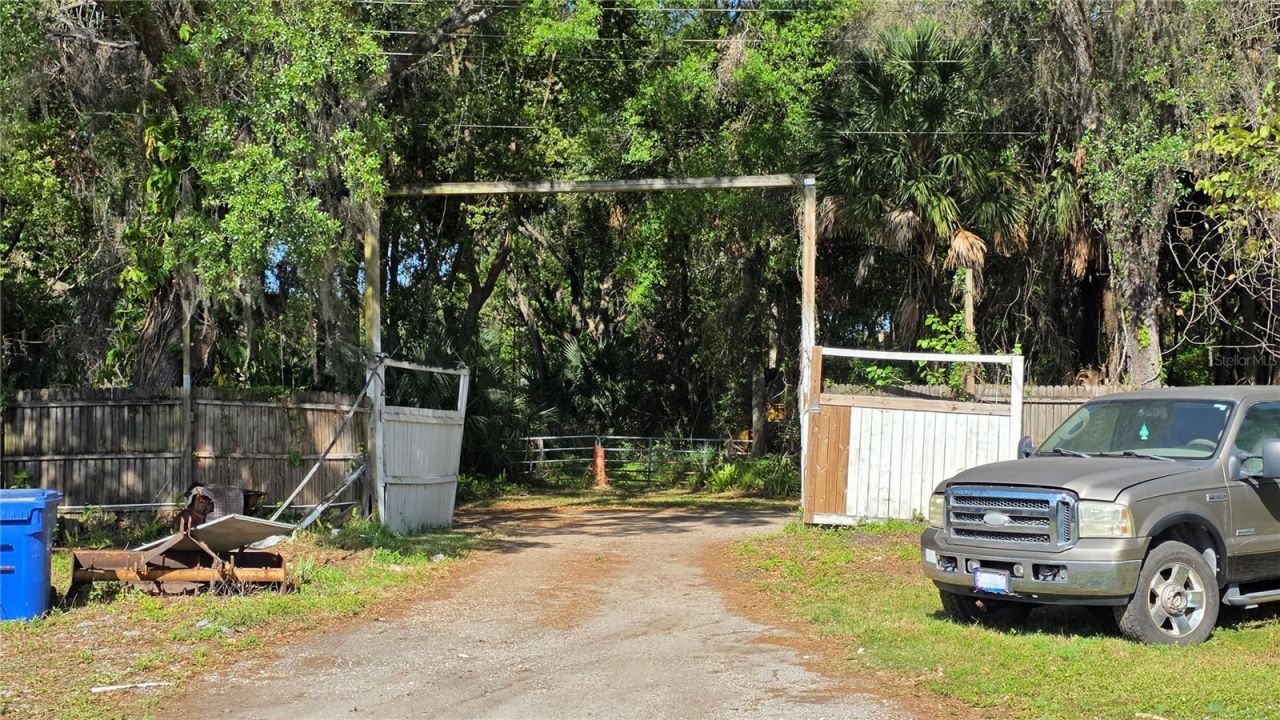 2319 S 50th Street, Tampa, FL 33619 Photo