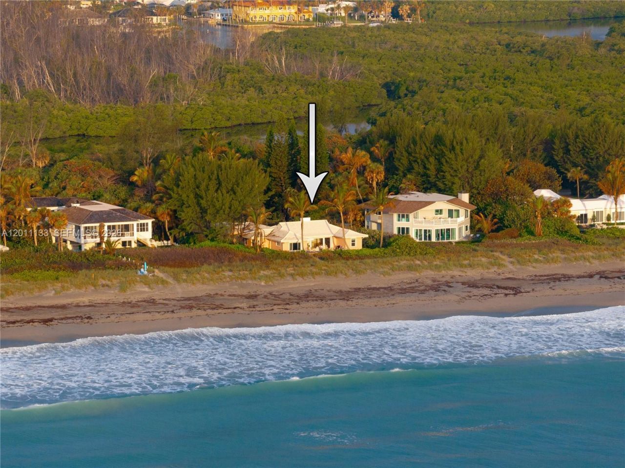 55 N Beach Rd, Jupiter Island, FL 33455 Photo