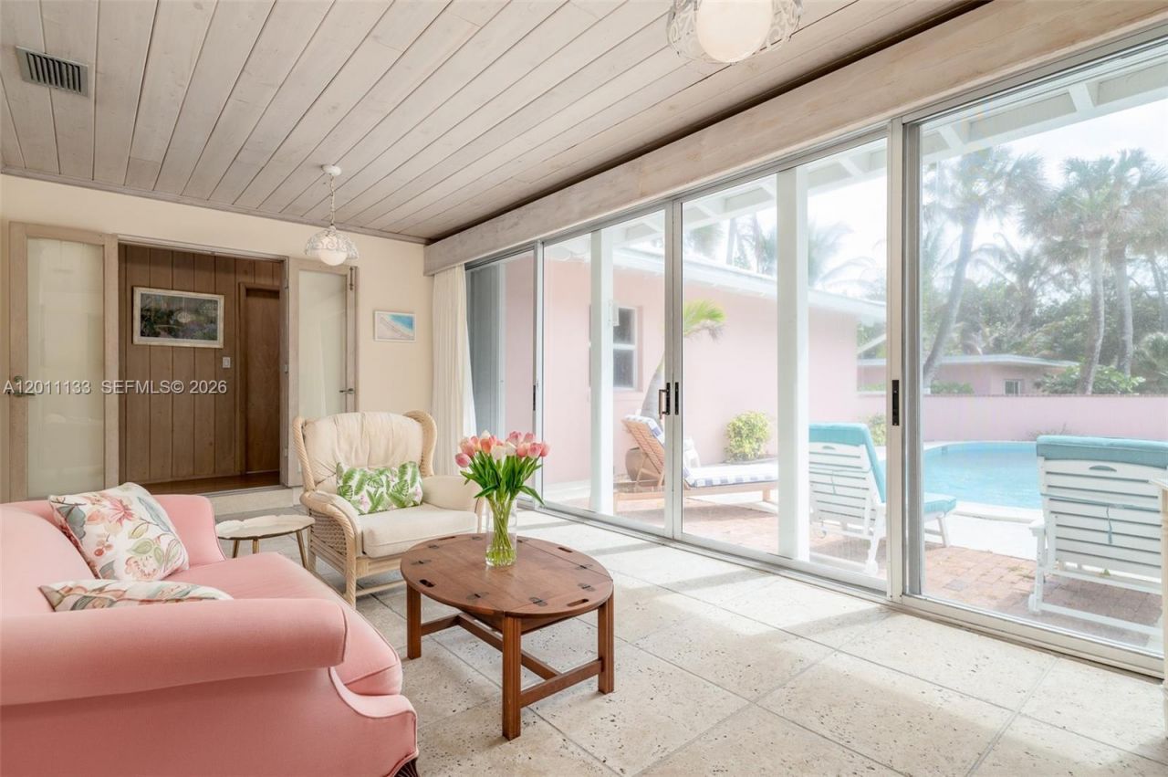 55 N Beach Rd, Jupiter Island, FL 33455 Photo