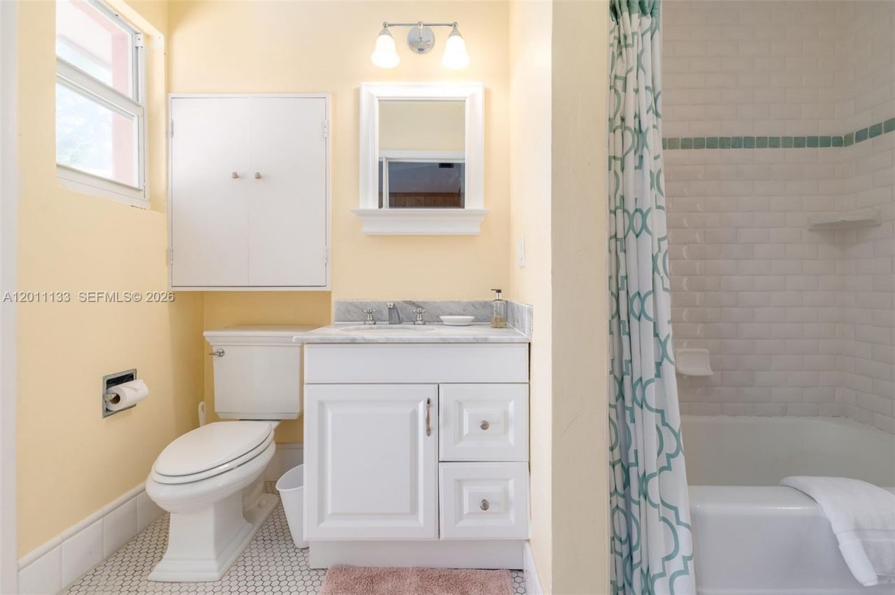 55 N Beach Rd, Jupiter Island, FL 33455 Photo
