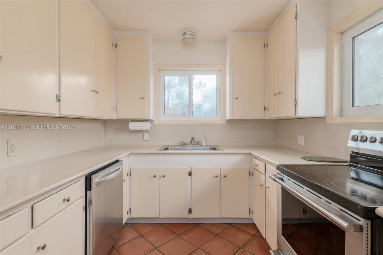 55 N Beach Rd, Jupiter Island, FL 33455 Photo