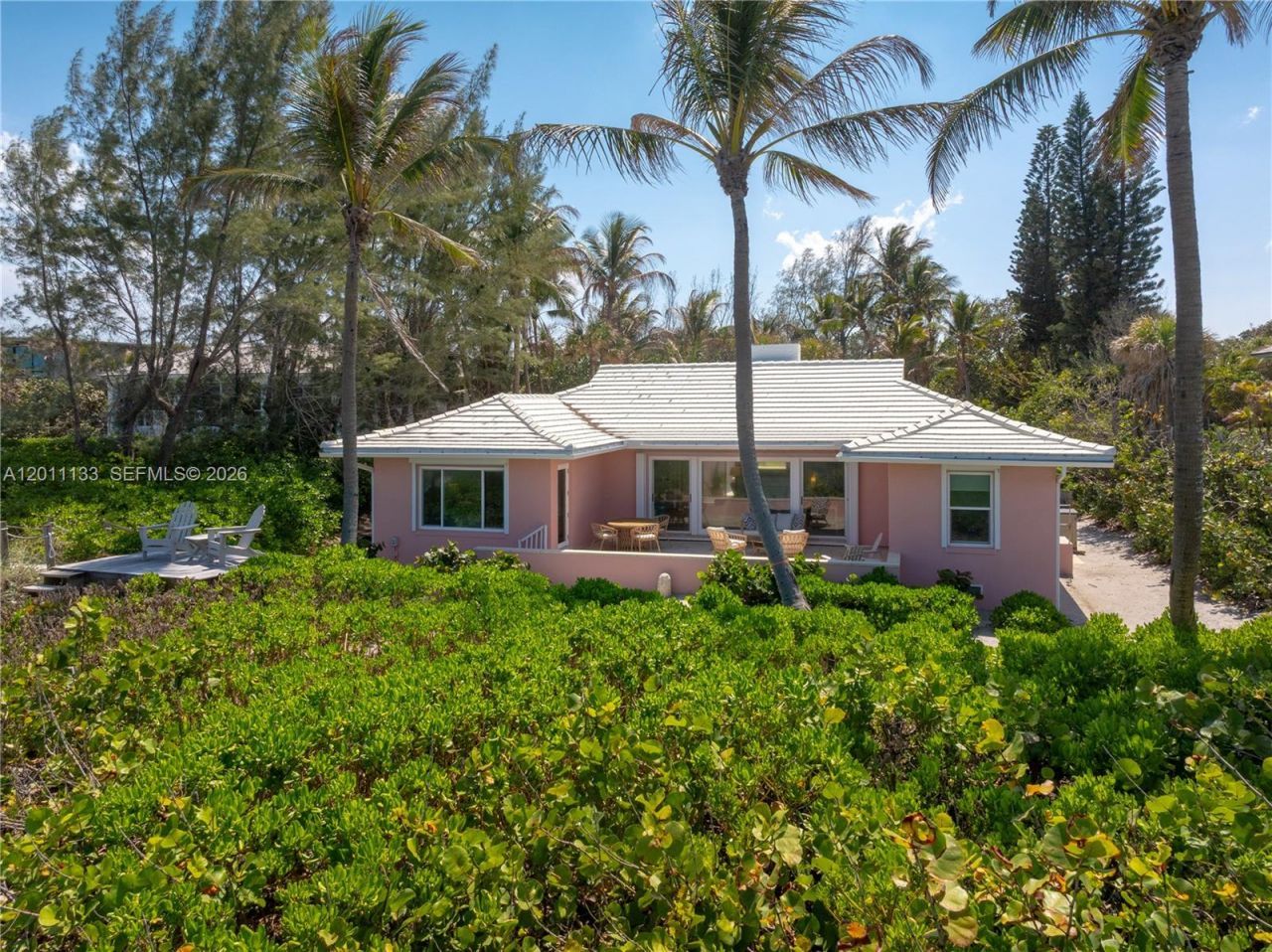 55 N Beach Rd, Jupiter Island, FL 33455 Photo