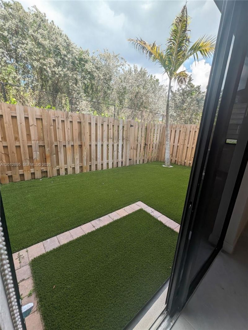 235 SW 159th Ter, Unit 235, Pembroke Pines, FL 33027 Photo