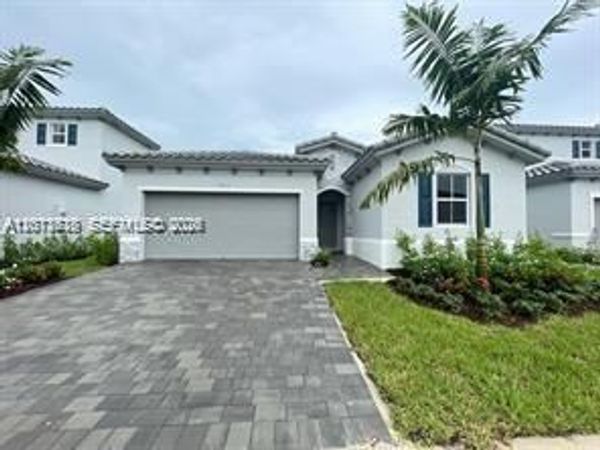 863 SE 26th Ter , Homestead, FL 33035