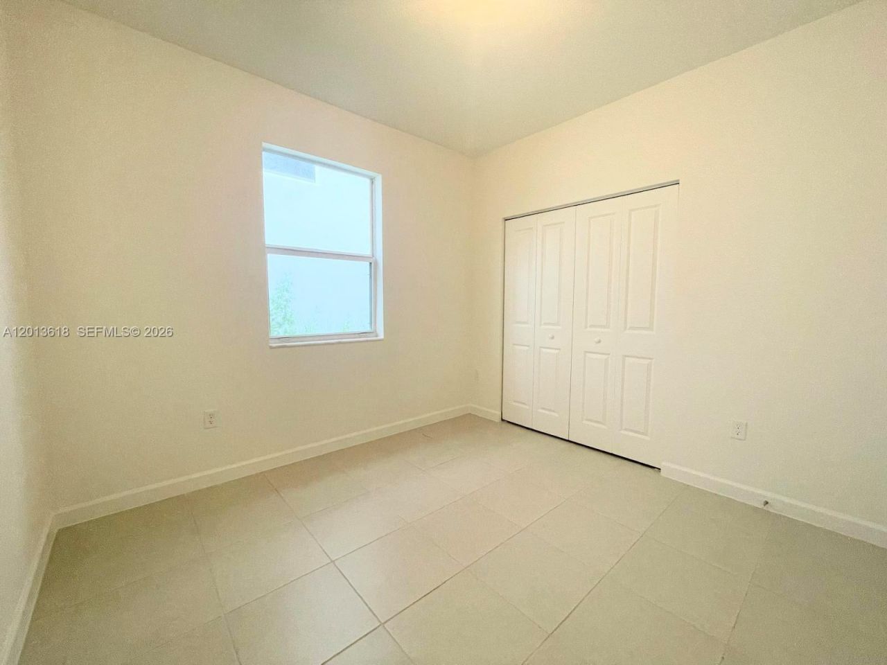 863 SE 26th Ter, Homestead, FL 33035 Photo