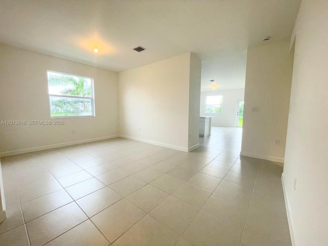 863 SE 26th Ter, Homestead, FL 33035 Photo