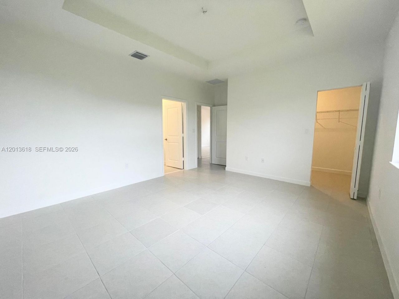 863 SE 26th Ter, Homestead, FL 33035 Photo