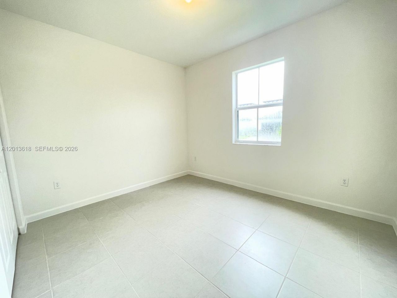 863 SE 26th Ter, Homestead, FL 33035 Photo