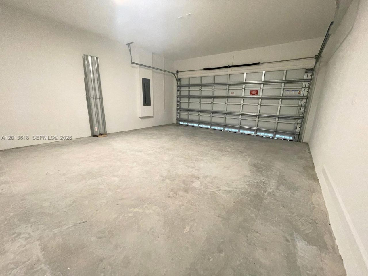 863 SE 26th Ter, Homestead, FL 33035 Photo