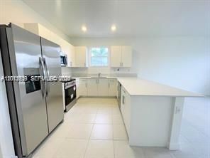863 SE 26th Ter , Homestead, FL 33035 Photo