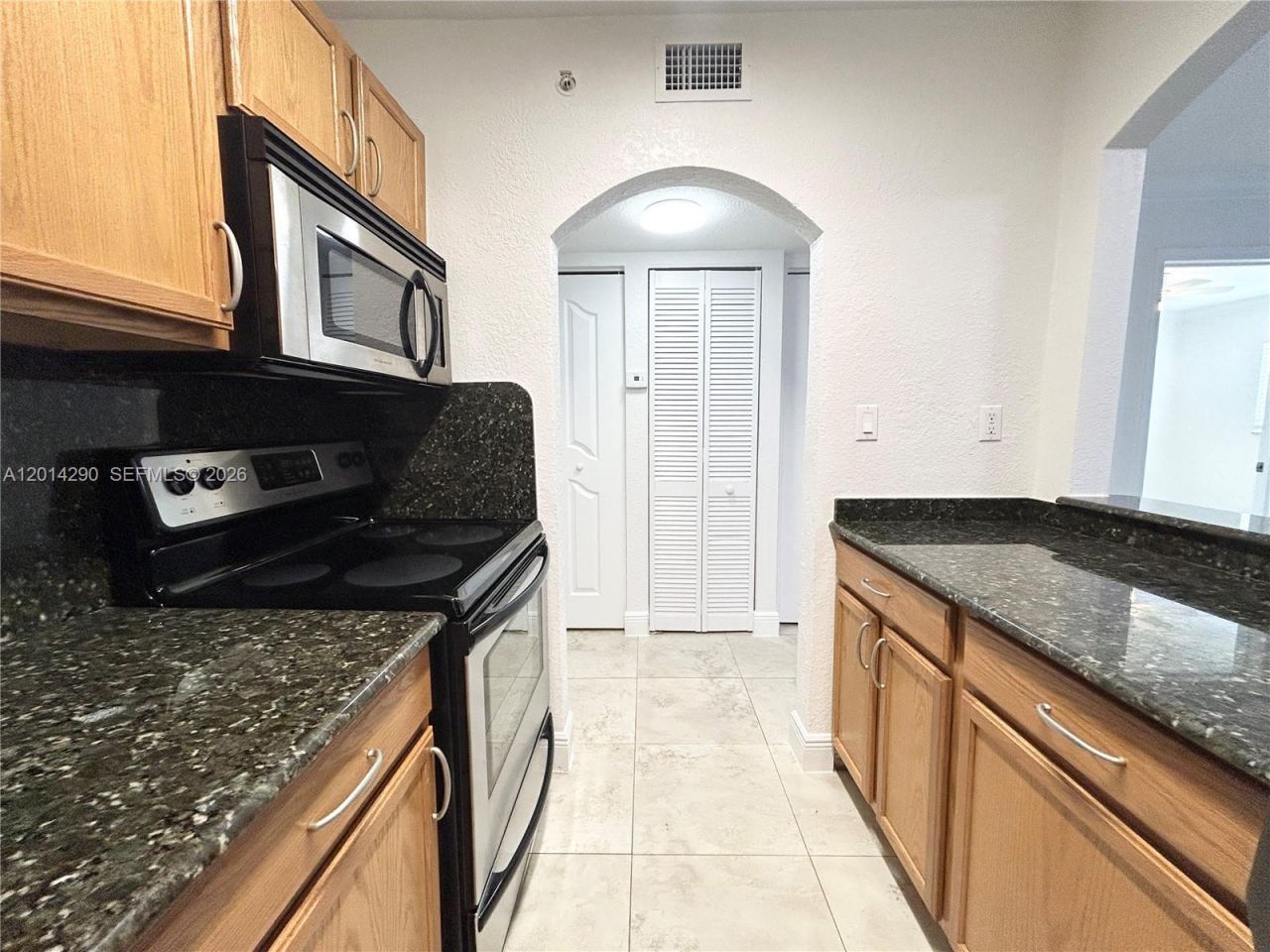 445 SW 11th St , Unit 104, Miami, FL 33130 Photo