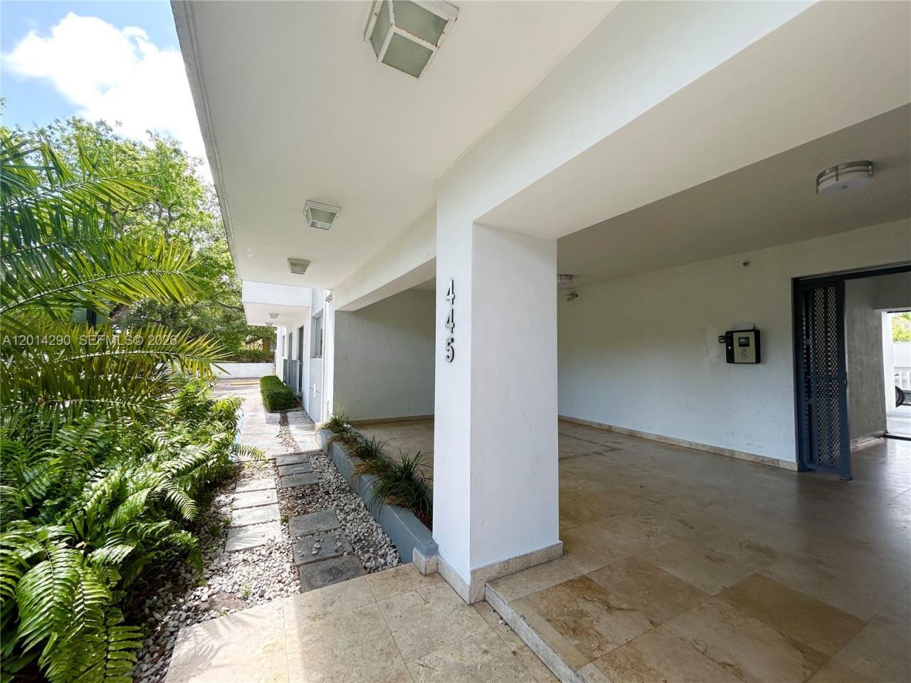 445 SW 11th St , Unit 104, Miami, FL 33130 Photo