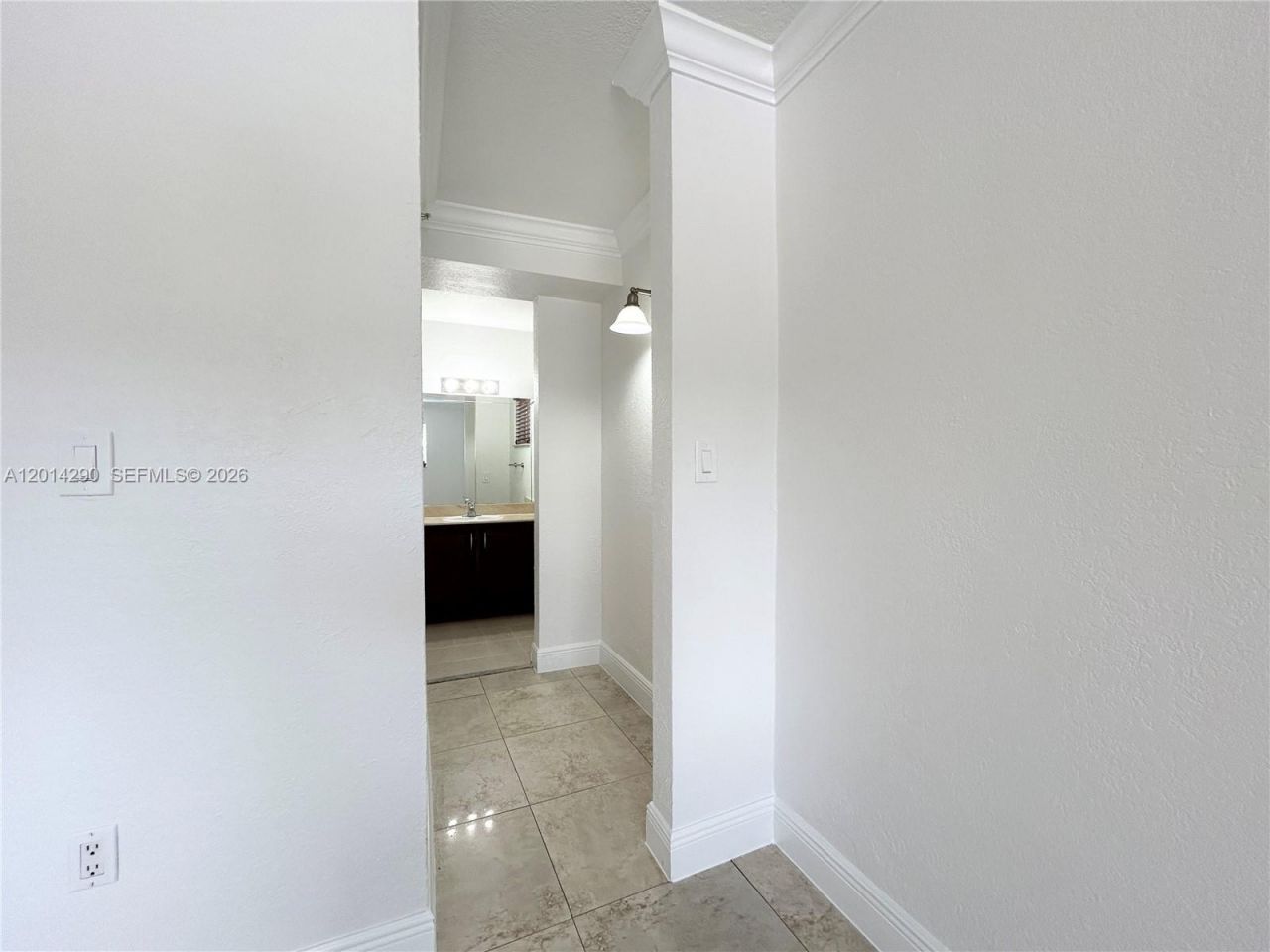 445 SW 11th St , Unit 104, Miami, FL 33130 Photo