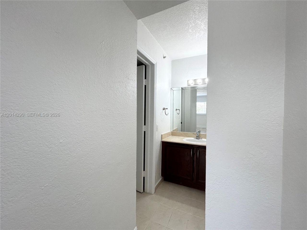 445 SW 11th St , Unit 104, Miami, FL 33130 Photo