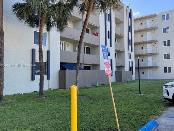 10090 NW 80th Ct, Unit 1361, Hialeah Gardens, FL 33016