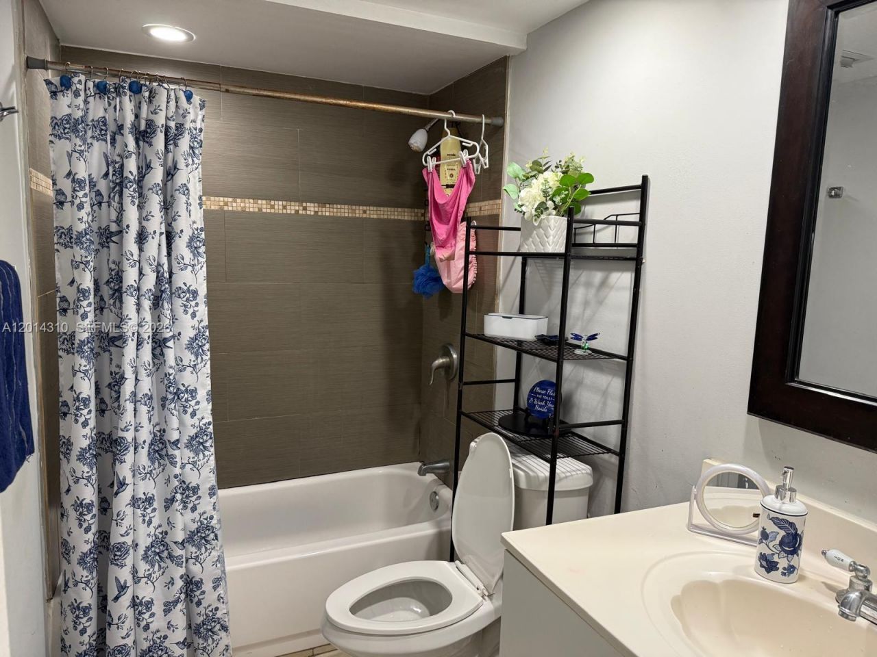 10090 NW 80th Ct , Unit 1361, Hialeah Gardens, FL 33016 Photo