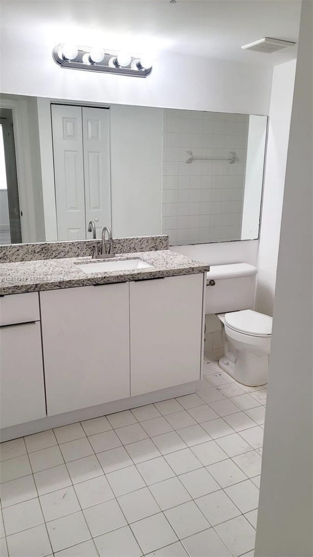 11155 SW 5th Pl, Unit 203, Pembroke Pines, FL 33025 Photo