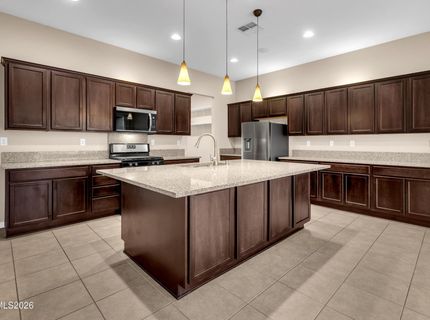 9670 Avitara Way, Reno, NV 89521 Photo