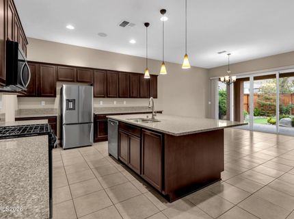 9670 Avitara Way, Reno, NV 89521 Photo