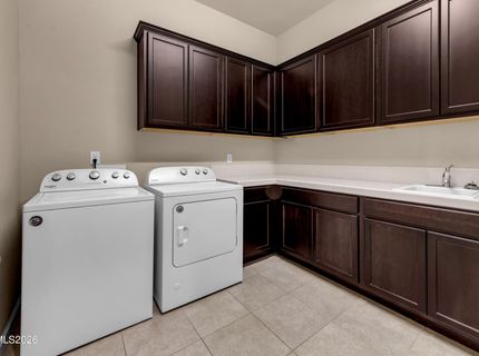 9670 Avitara Way, Reno, NV 89521 Photo