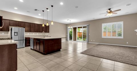 9670 Avitara Way, Reno, NV 89521 Photo