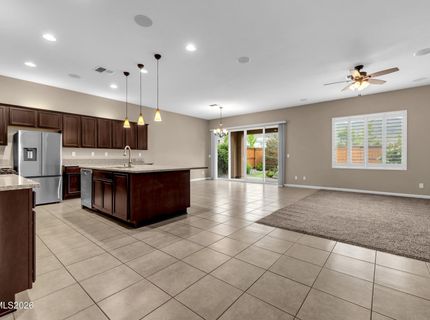 9670 Avitara Way, Reno, NV 89521 Photo