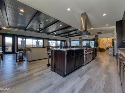 9670 Avitara Way, Reno, NV 89521 Photo