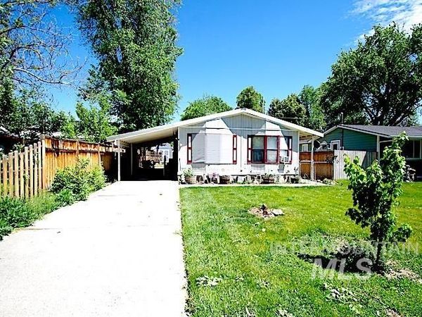 1386 W 3rd Street, Weiser, ID 83672