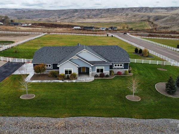 141 Twilight Trail, Marsing, ID 83639