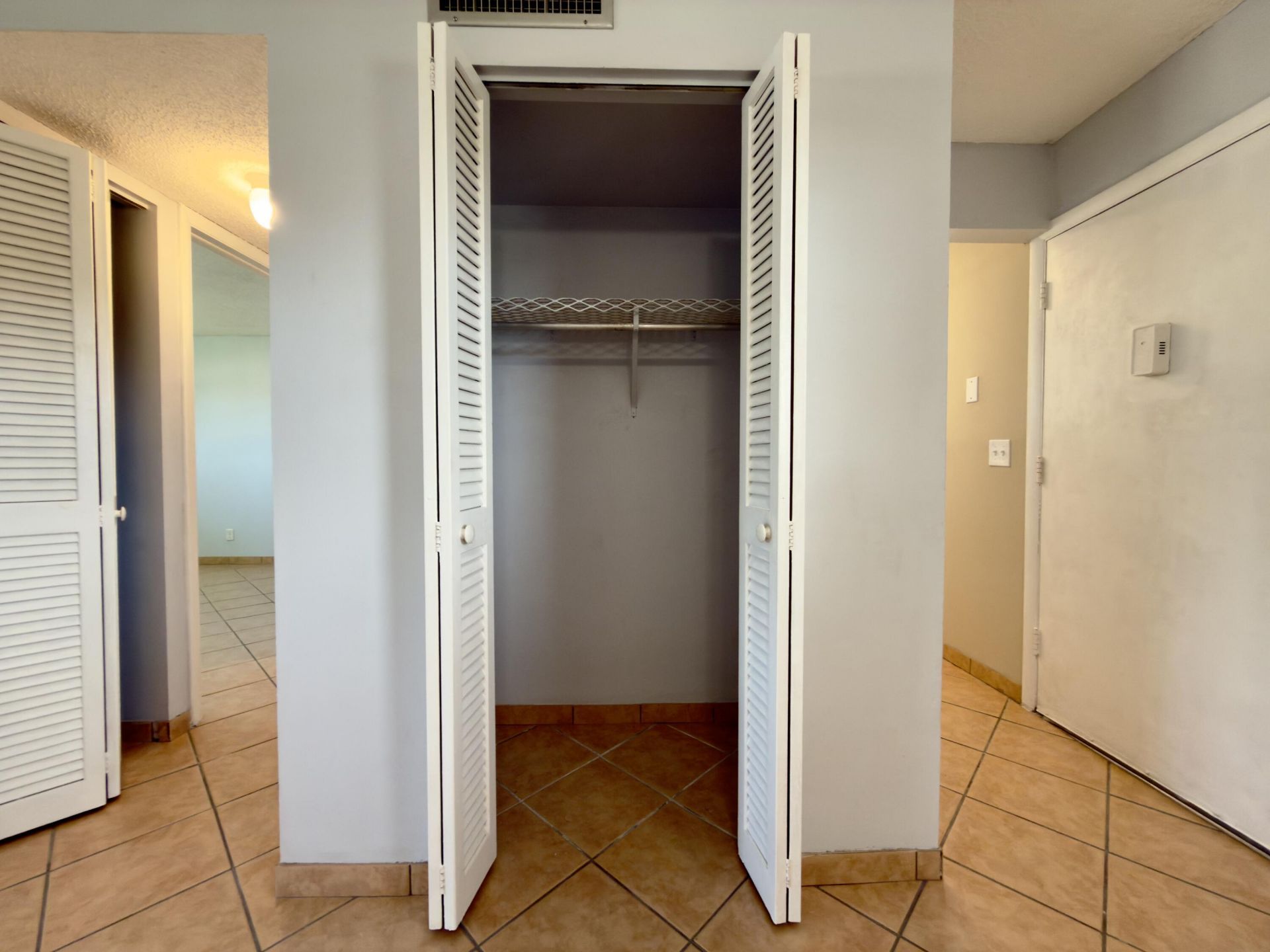 200 Bonnie Boulevard, Unit 132, Palm Springs, FL 33461 Photo