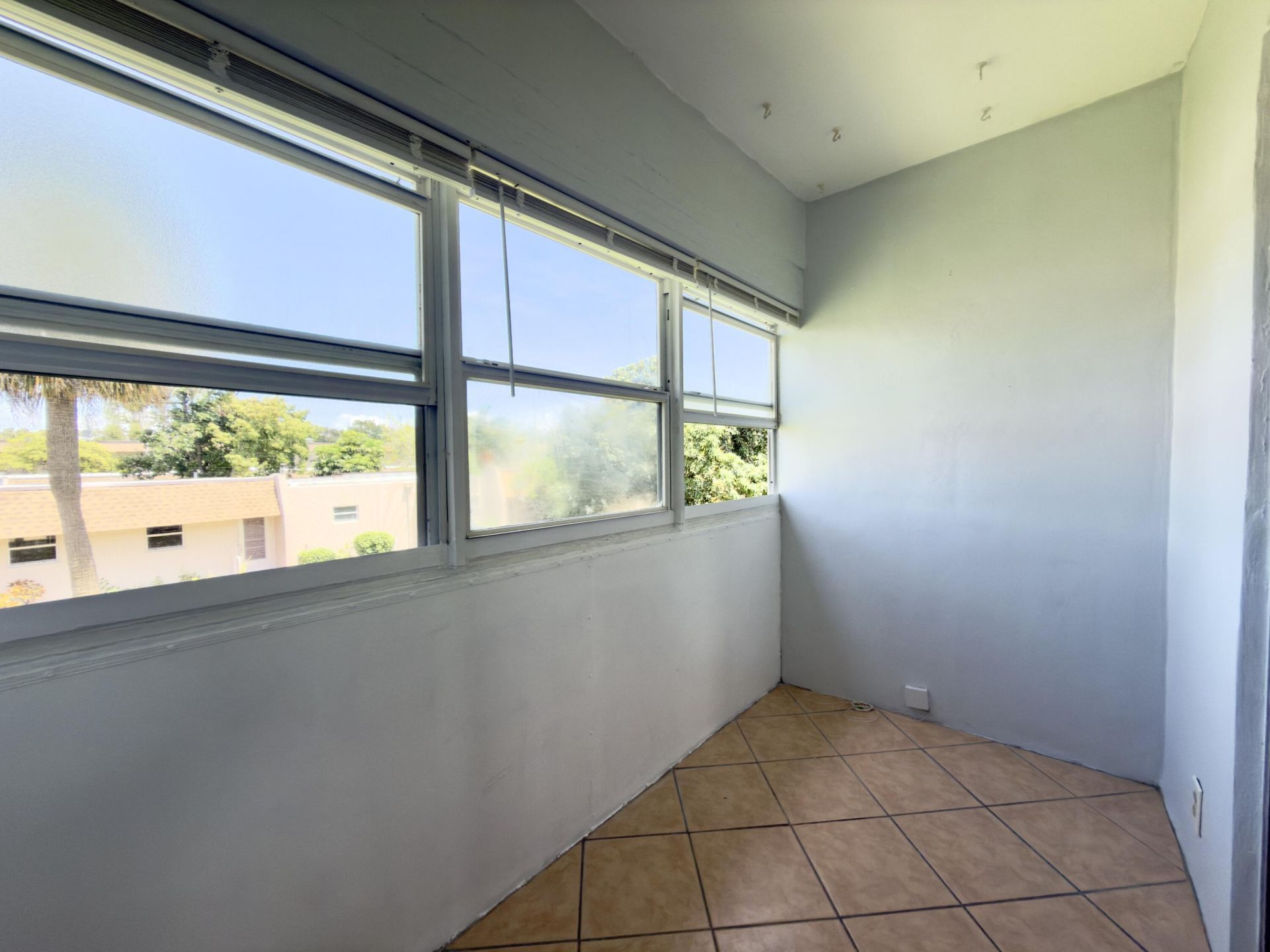 200 Bonnie Boulevard, Unit 132, Palm Springs, FL 33461 Photo