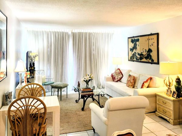 1801 S Flagler Drive, Unit 208, West Palm Beach, FL 33401