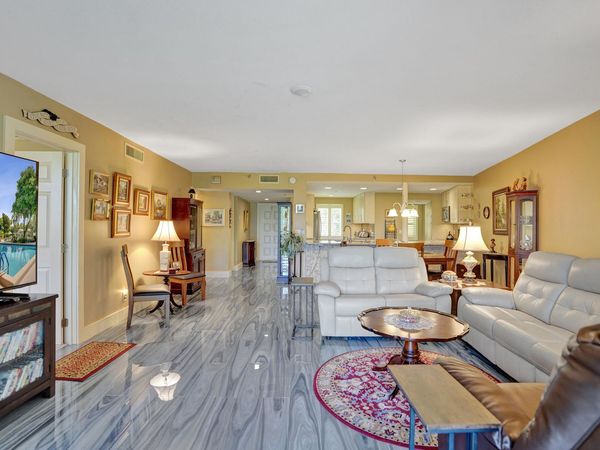 3499 Oaks Way, Unit 205, Pompano Beach, FL 33069