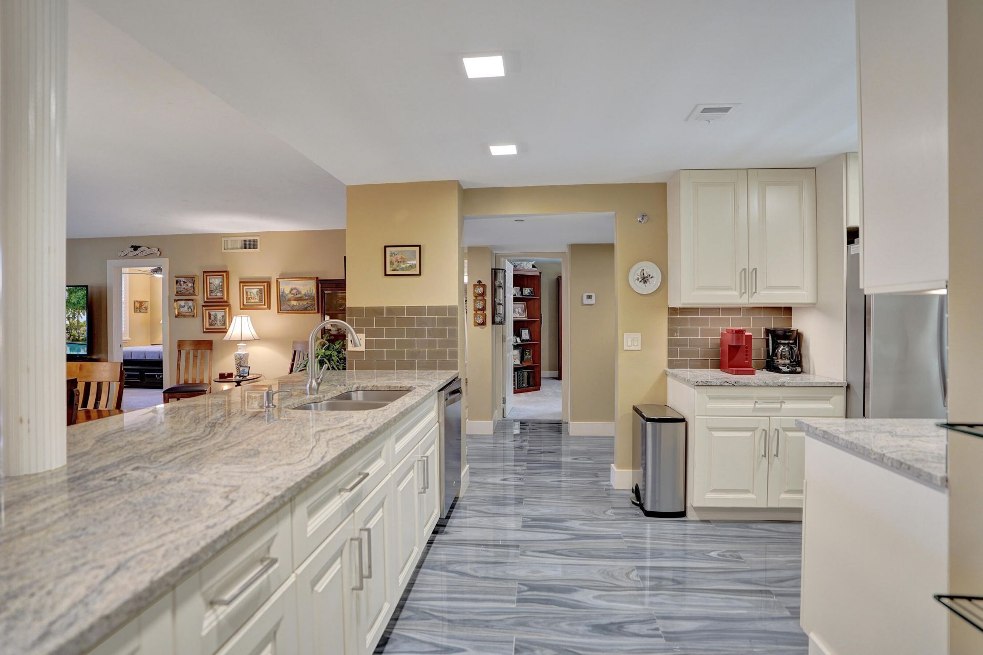 3499 Oaks Way, Unit 205, Pompano Beach, FL 33069 Photo