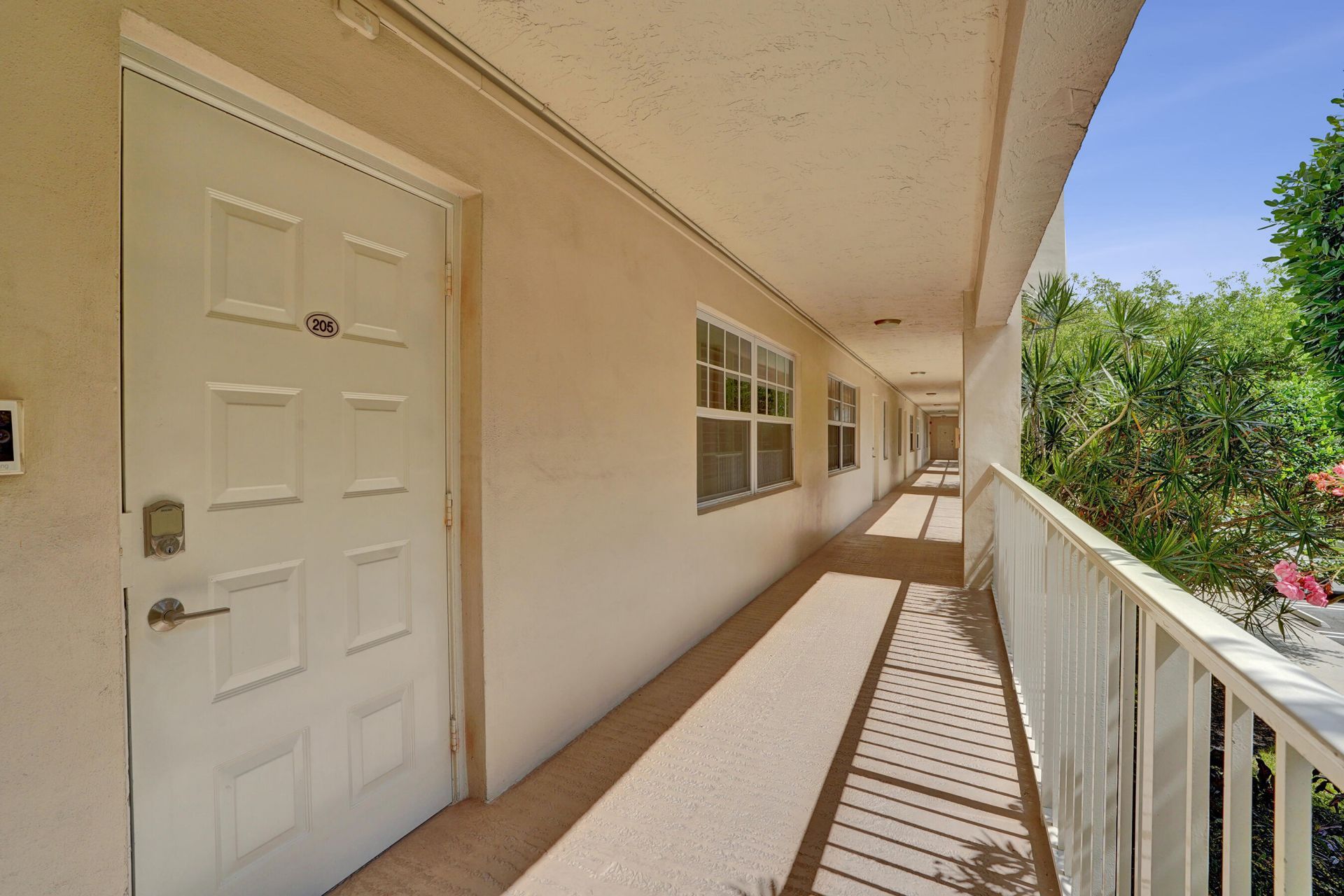 3499 Oaks Way, Unit 205, Pompano Beach, FL 33069 Photo