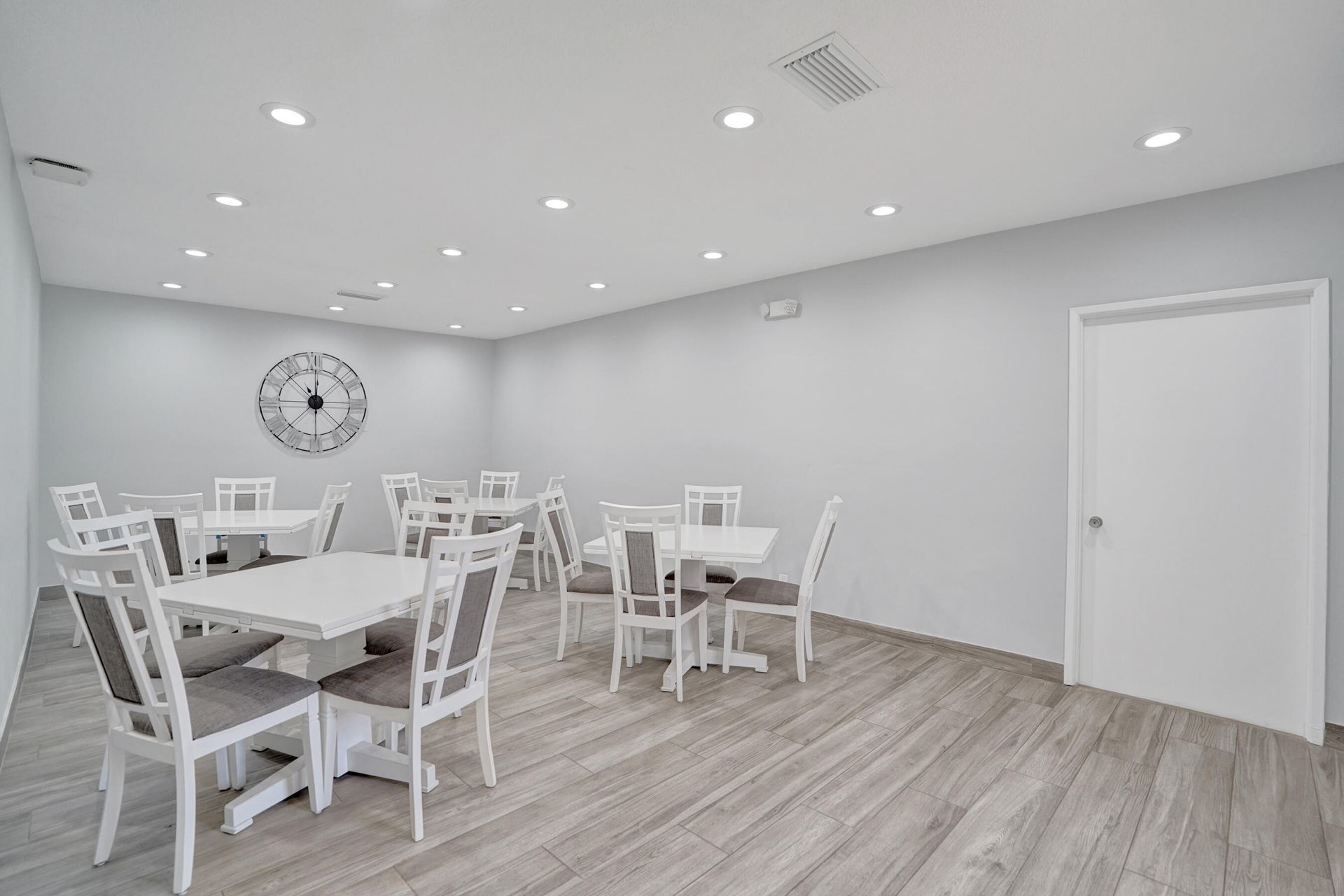 3499 Oaks Way, Unit 205, Pompano Beach, FL 33069 Photo