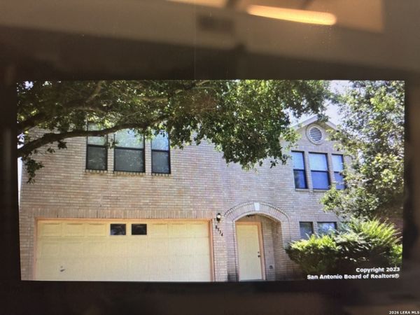 8534 Park Olympia, Universal City, TX 78148