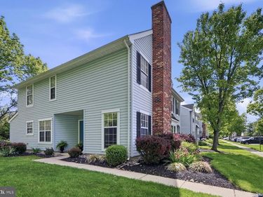 601 LINDSLEY COURT , BURLINGTON, NJ 08016