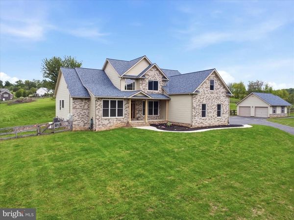 104 FROGTOWN ROAD, HANOVER, PA 17331