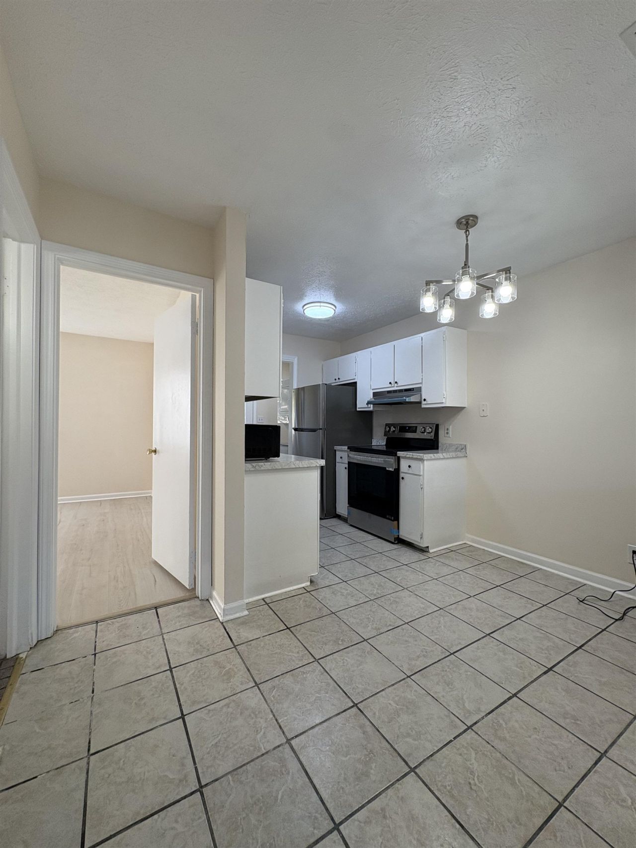 755 Burcale Rd. Photo 6