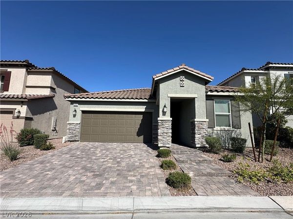 6060 Neptuno Street , Las Vegas, NV 89113