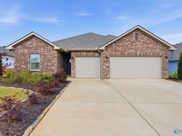 122 Southern Trail, Huntsville, AL 35811