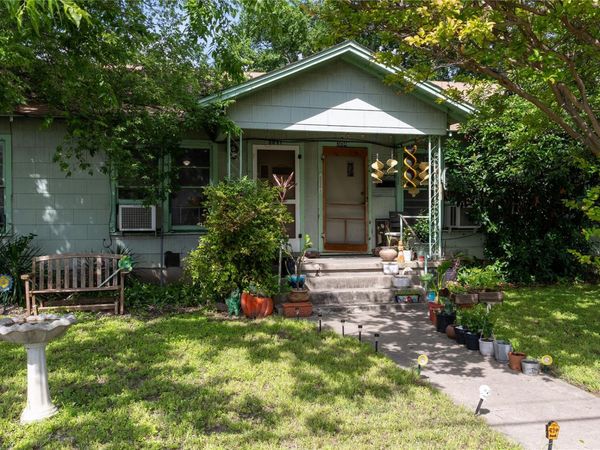304 S Walnut ST , Unit A, B, & C, Lampasas, TX 76550