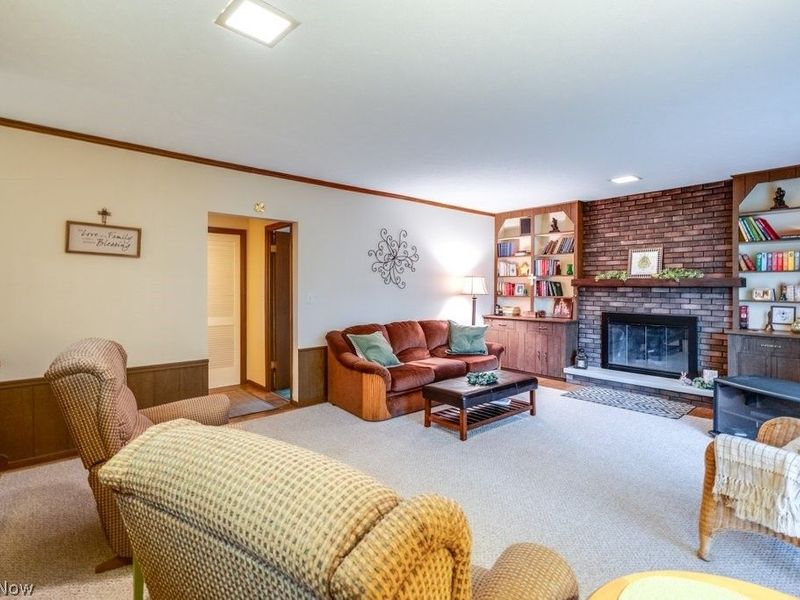 6100 Paisley Drive, North Olmsted, OH 44070 Photo 13