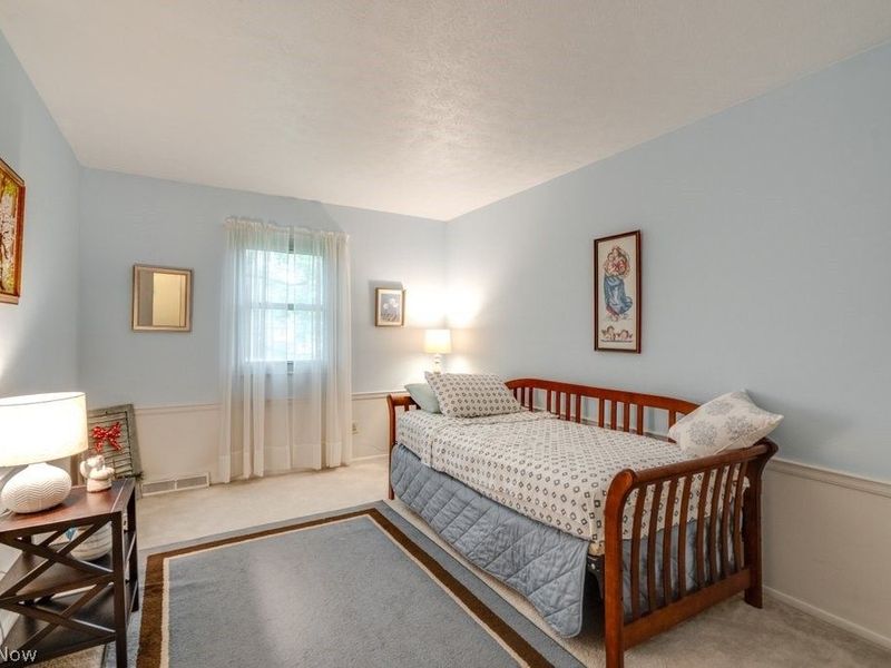 6100 Paisley Drive, North Olmsted, OH 44070 Photo 20