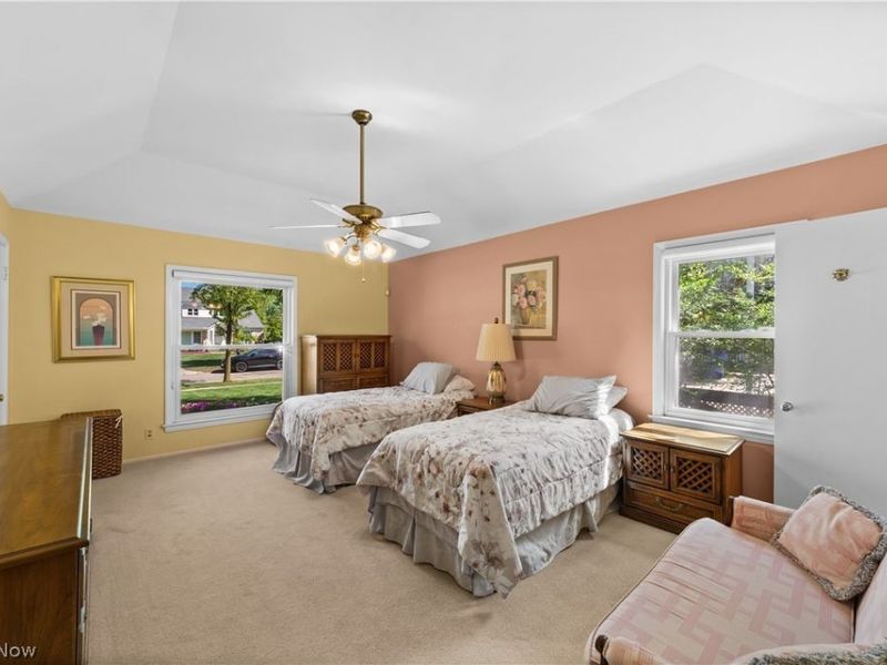 4450 Churchill Boulevard, Cleveland, OH 44118 Photo 11