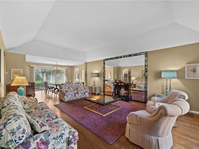 4450 Churchill Boulevard, Cleveland, OH 44118 Photo 3