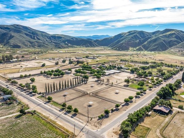 37055 De Portola Rd, Temecula, CA 94592