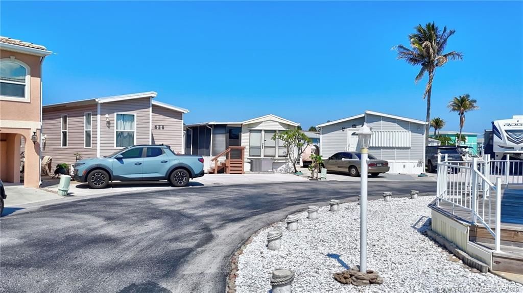 10701 S Ocean Drive, Unit 704, Jensen Beach, FL 34957 Photo